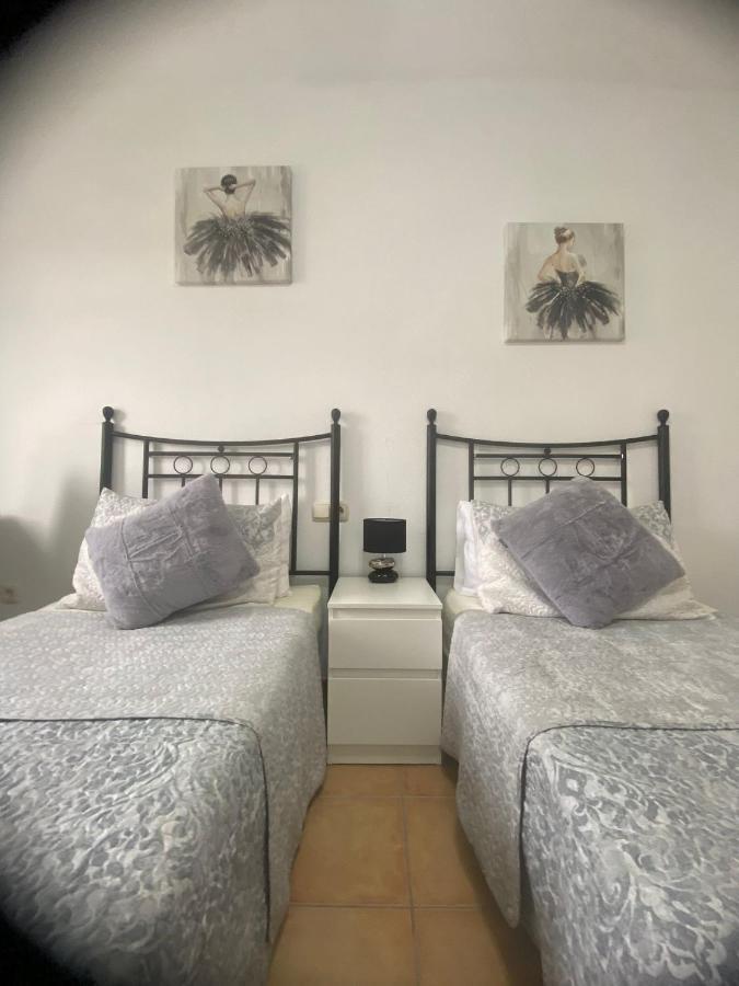 Casa Orilla! Beautiful Private Holiday Villa With Hot Tub 라 올리바 외부 사진