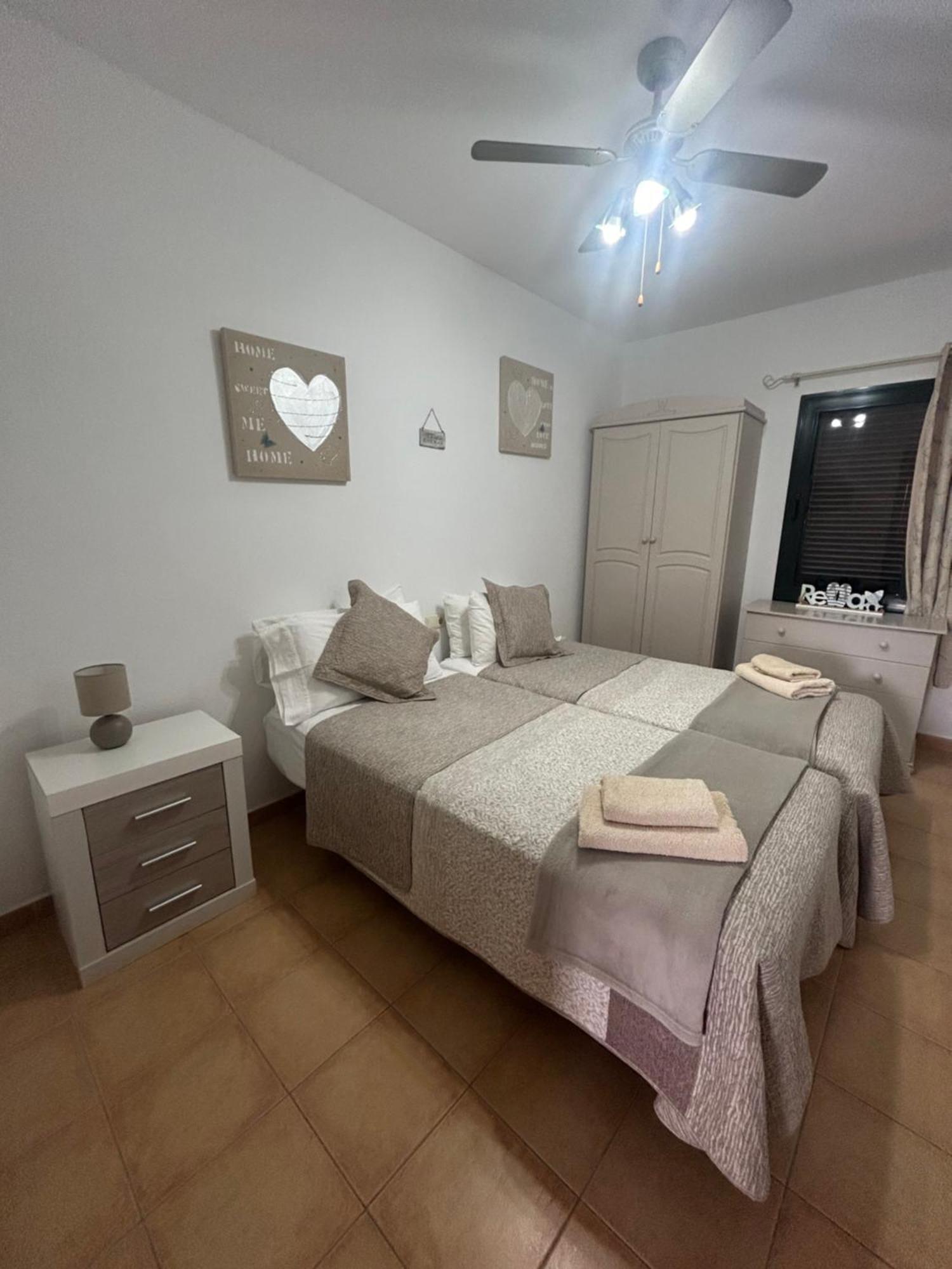 Casa Orilla! Beautiful Private Holiday Villa With Hot Tub 라 올리바 외부 사진